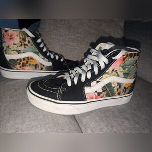 Vans Skate Hi Top Womens Size 8 Shoes Black Suede Pink White Floral Flowers
